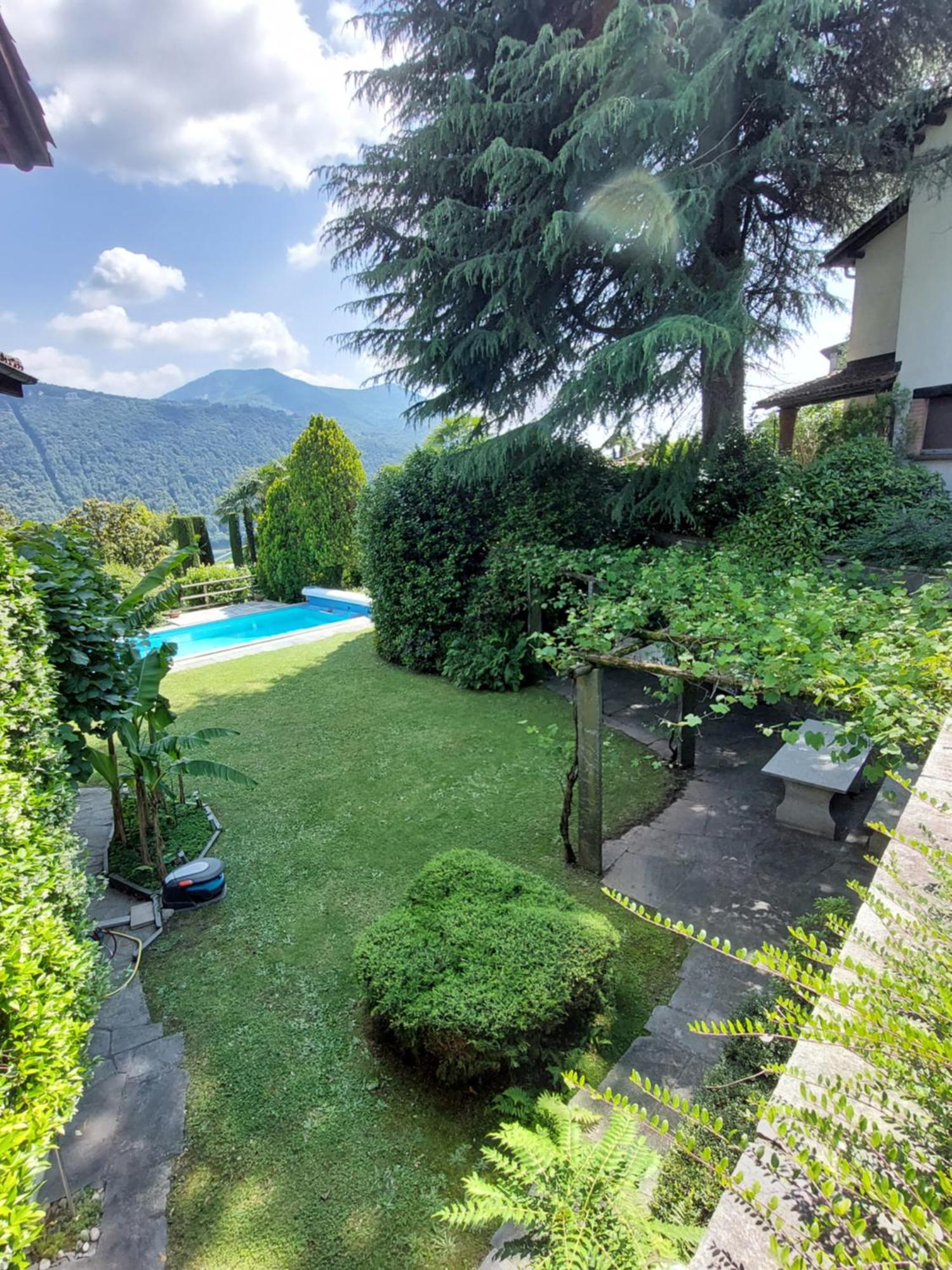 Ferienwohnung Auf Dem Regenbogen Morcote Exterior foto